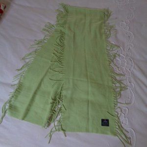 V. FRAAS cashmink Lime green scarf with side fringe! Made in Germany